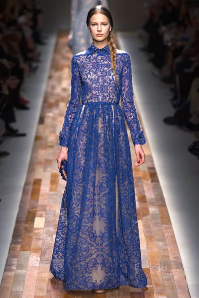 Look 54